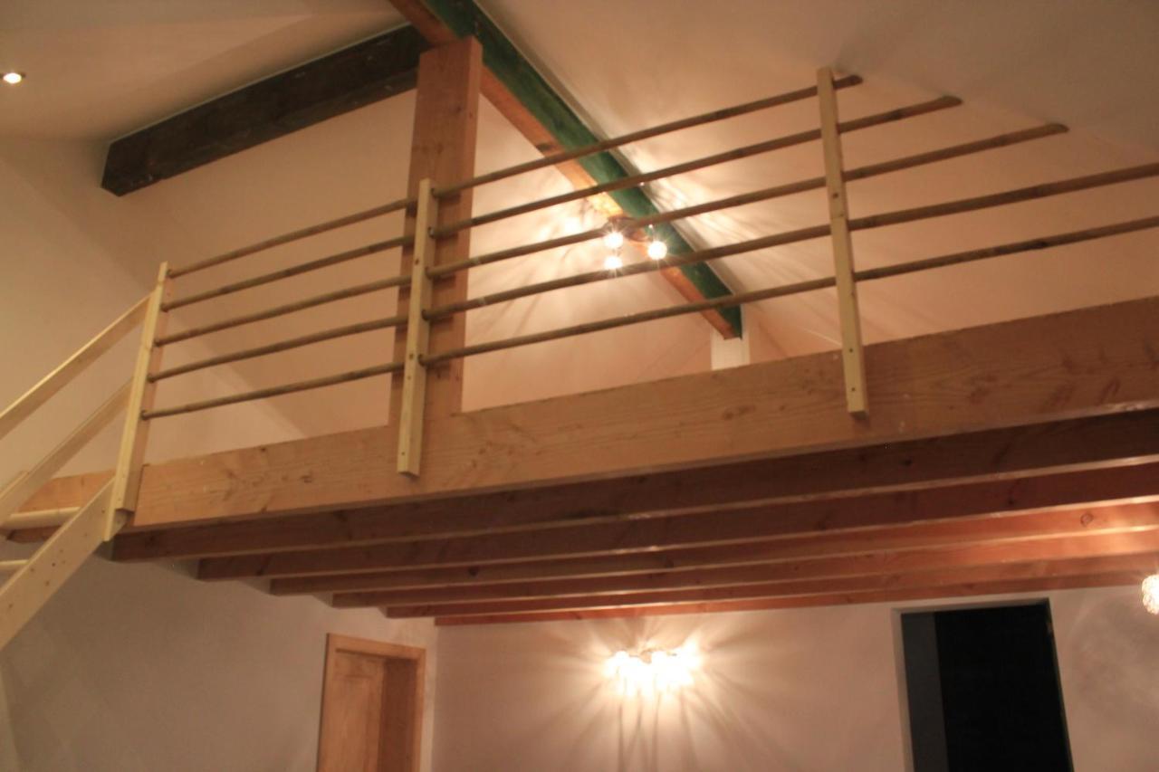 Maison Neuve En Bois Pres De Pairy Daisa Брюжлет Екстериор снимка