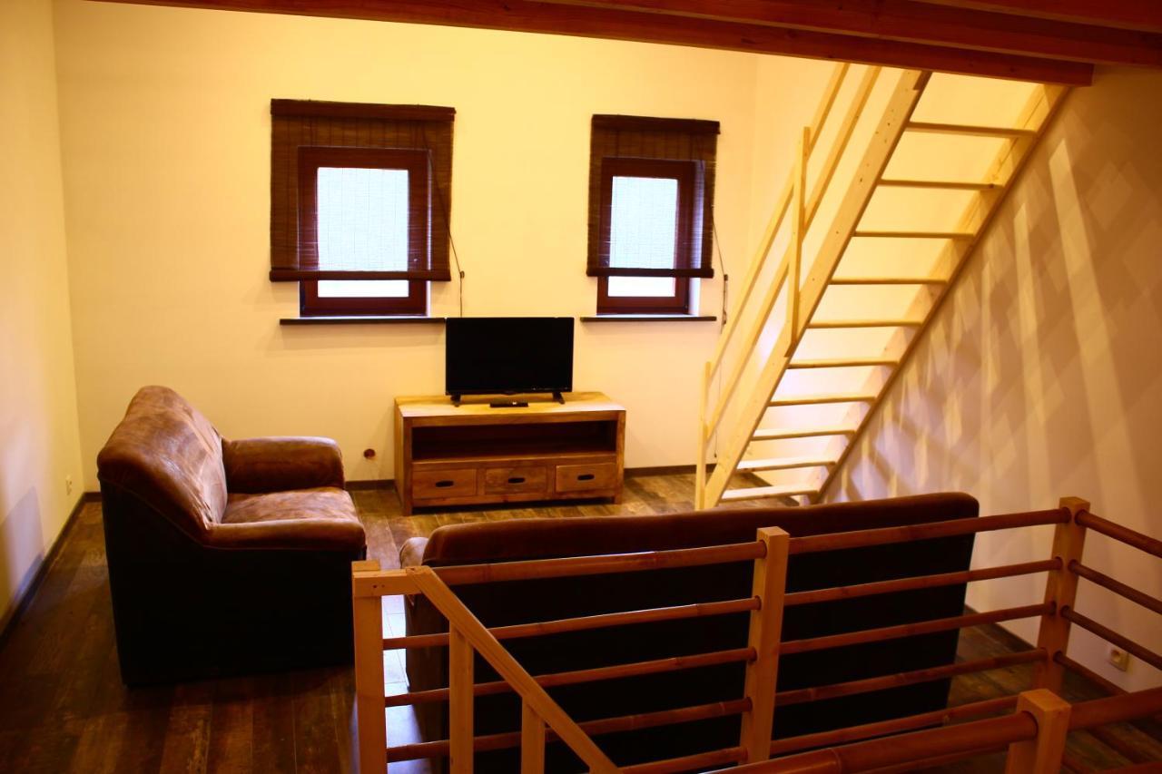 Maison Neuve En Bois Pres De Pairy Daisa Брюжлет Екстериор снимка